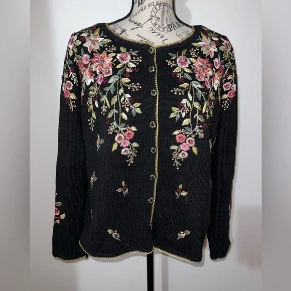 TIARA Women Floral Embroidered
Cardigan 14/16 Black Ramie Cotton
Cottagecore - Picture 1 of 10